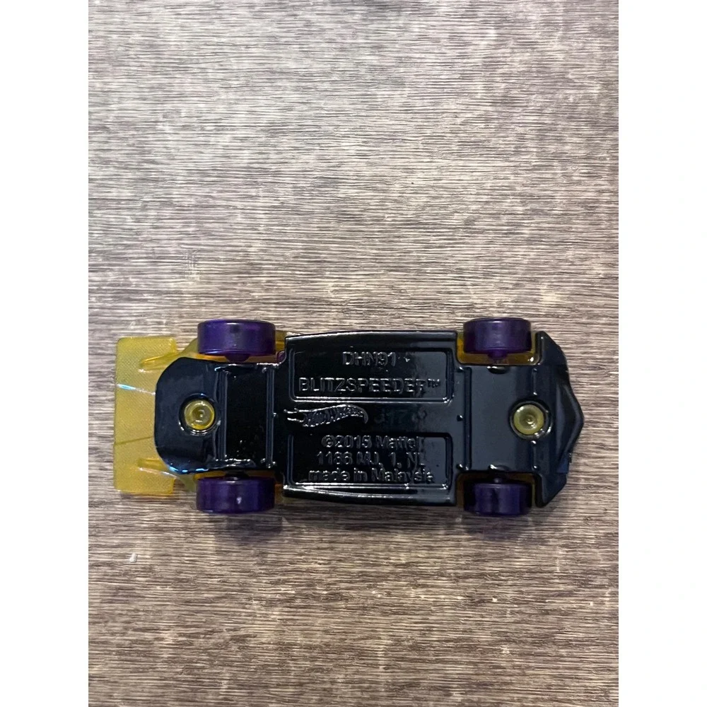 Hot Wheels 2016‎ X-Raycers Blitzspeeder Clear Yellow W Purple Windows Loose Car